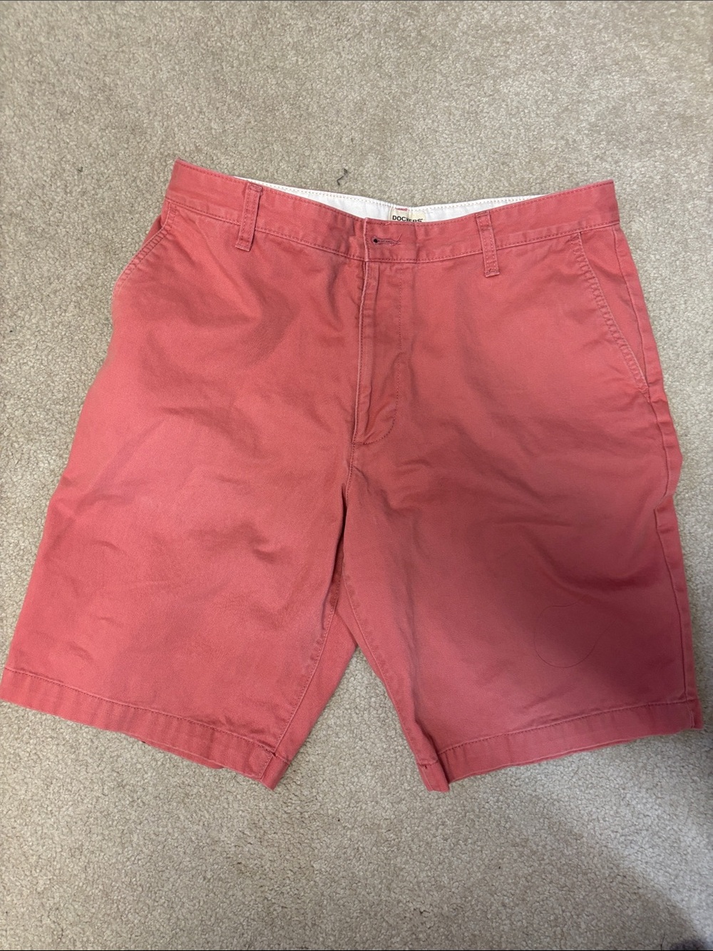 Dockers Men's Coral Flat-Front Chino Shorts